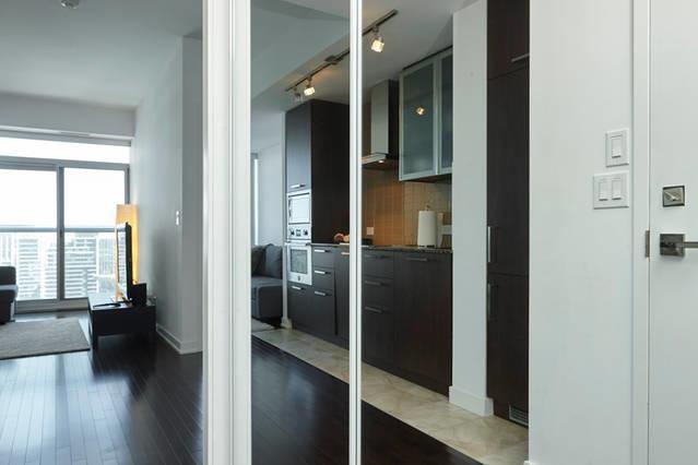 Condo Downtown, Cn Tower, Financial District Τορόντο Δωμάτιο φωτογραφία